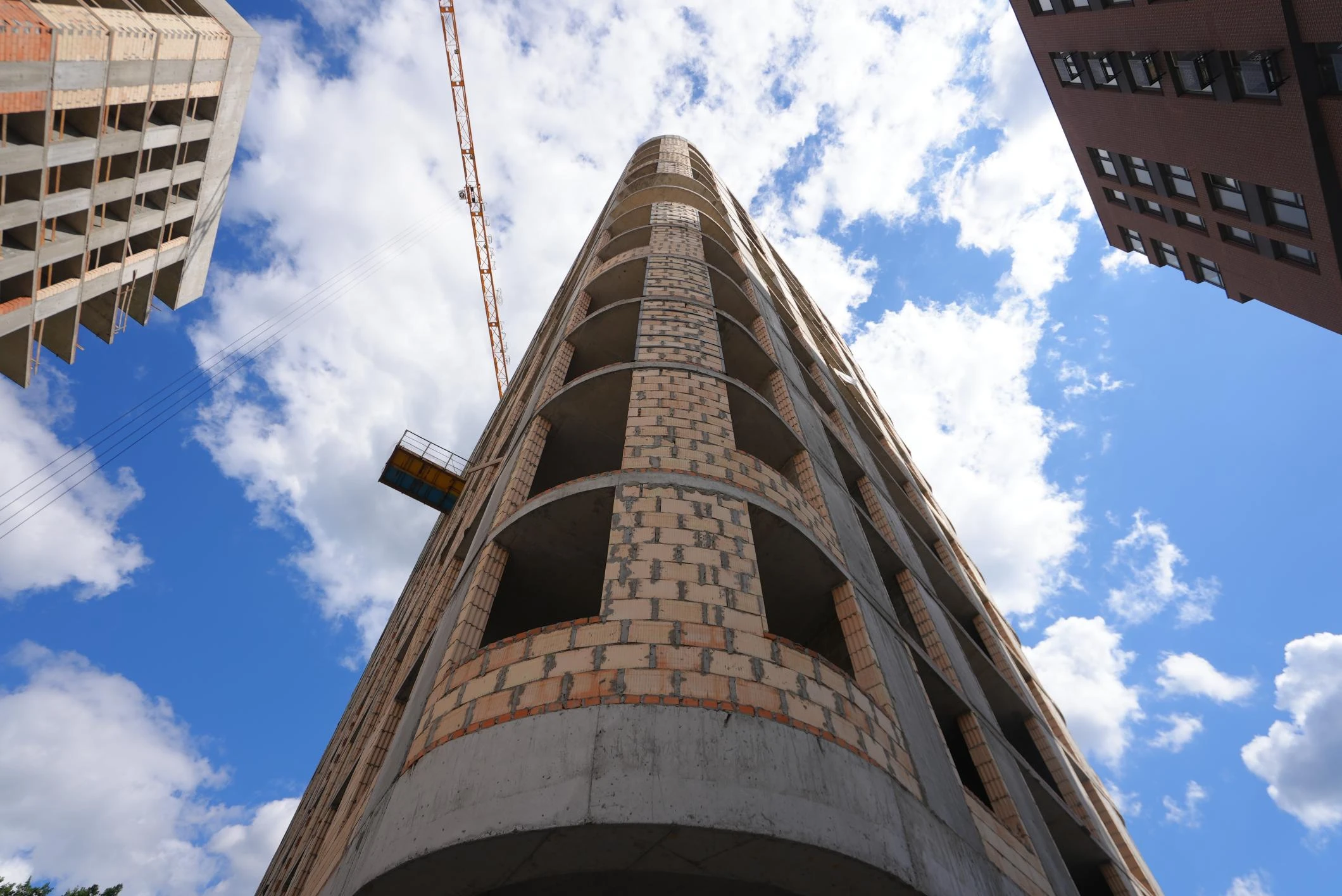 Dim Construction Construction progress of LUCKY LAND in August 2025: development of ...