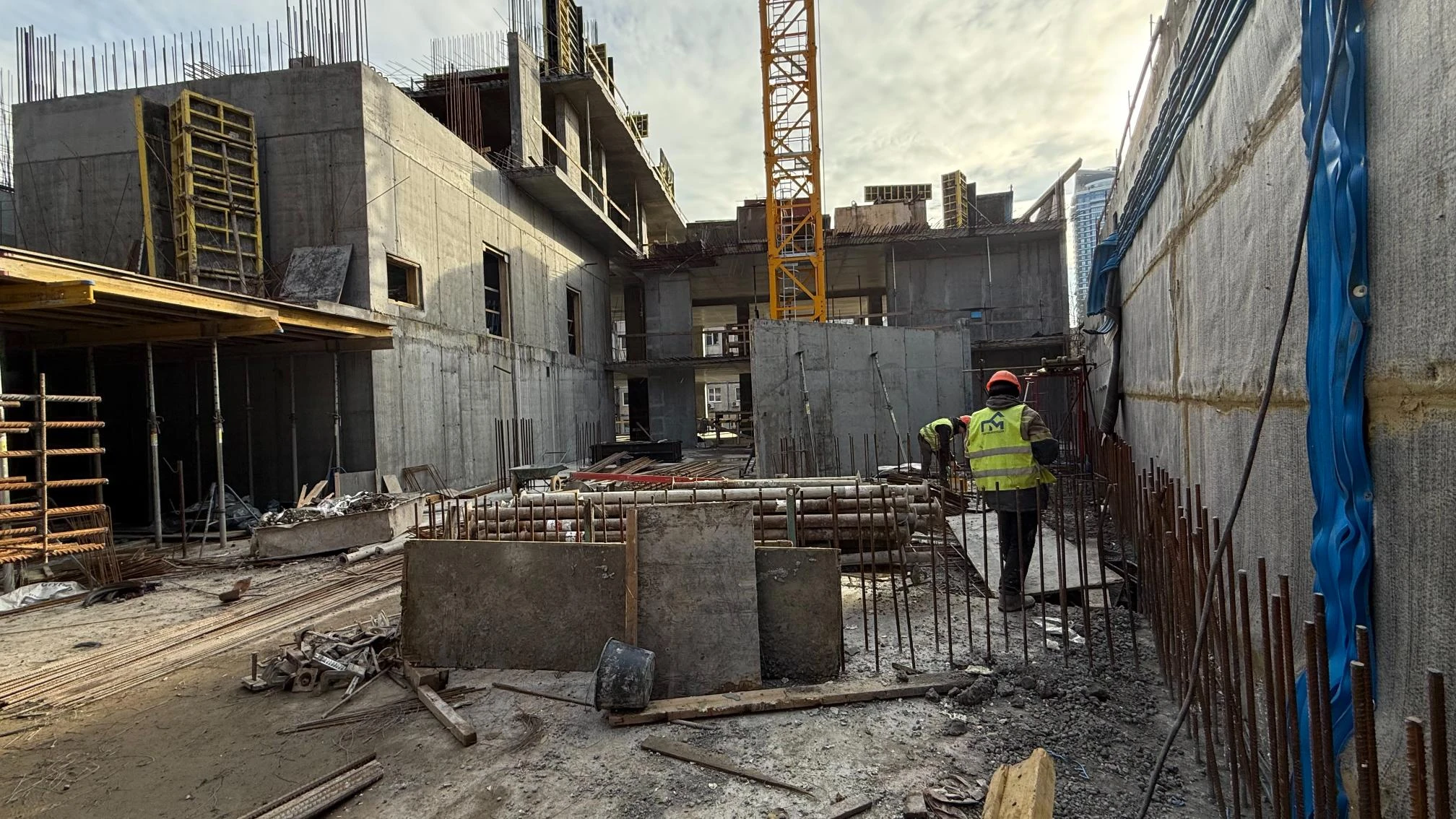 Dim Construction Construction progress of THE ONE for November 2025 — Construction progress