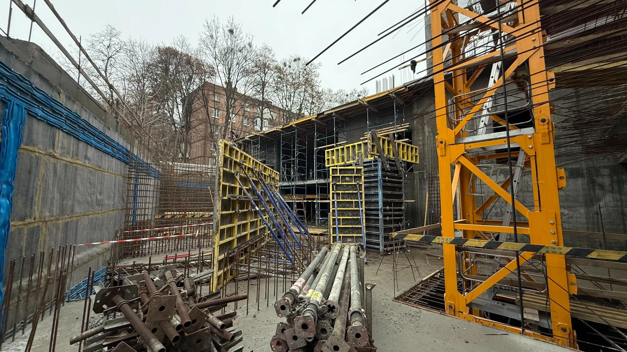 Dim Construction Construction progress of THE ONE for November 2025 — Construction progress
